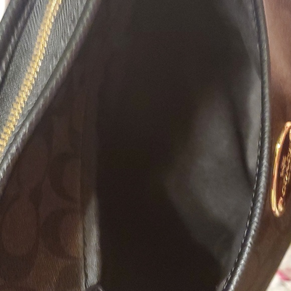 Coach Leather Crossbody 🍫 chocolate on light brown. EUC!!! - Picture 8 of 14